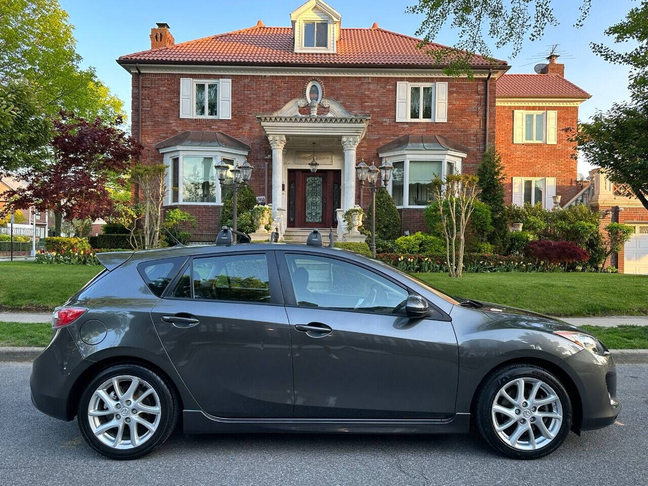 2012 Mazda MAZDA3  - $9,900