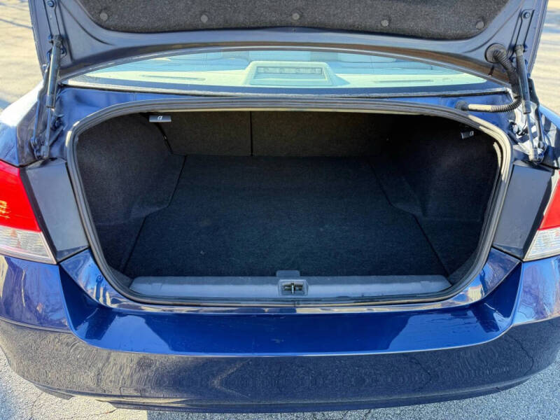 2010 Subaru Legacy 2.5i Premium