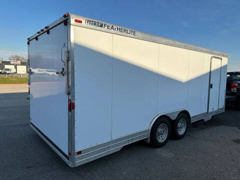 2002 Featherlite Trailer Trailer