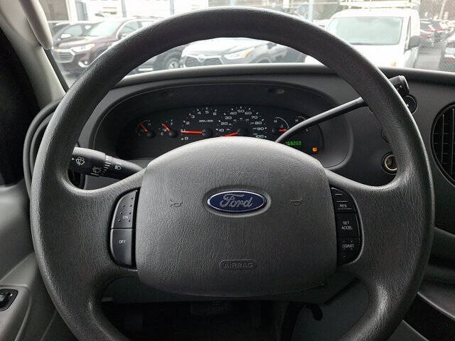 2008 Ford E-Series E-350 SD XLT