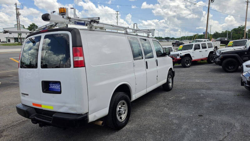 2017 Chevrolet Express 2500