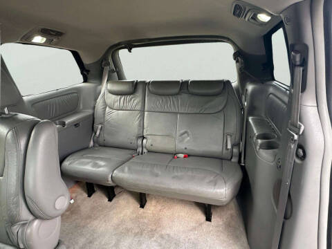 2010 Toyota Sienna XLE