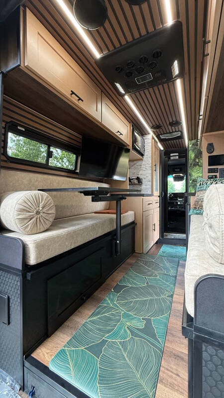 2025 Mercedes-Benz Sprinter 2500