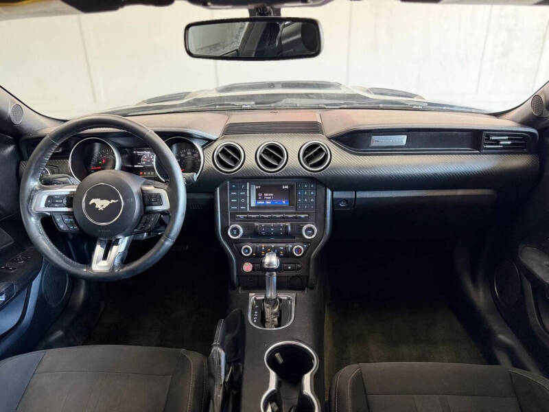 2018 Ford Mustang