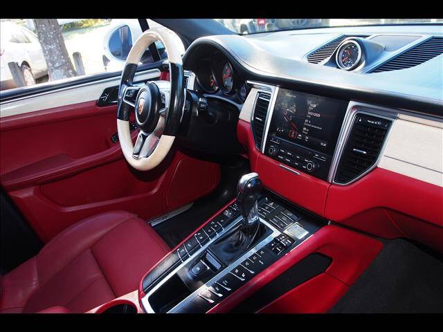 2018 Porsche Macan S