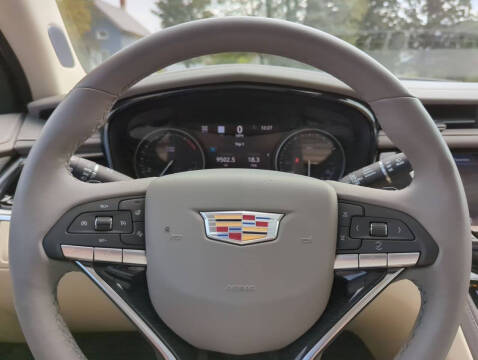 2024 Cadillac XT6 Premium Luxury