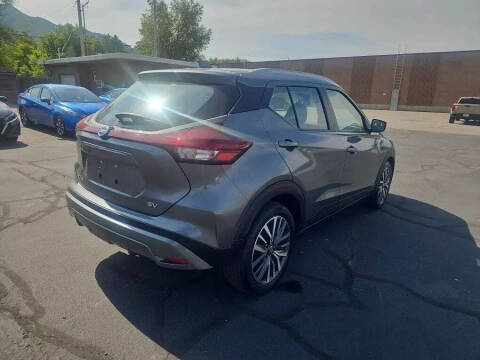 2021 Nissan Kicks SV