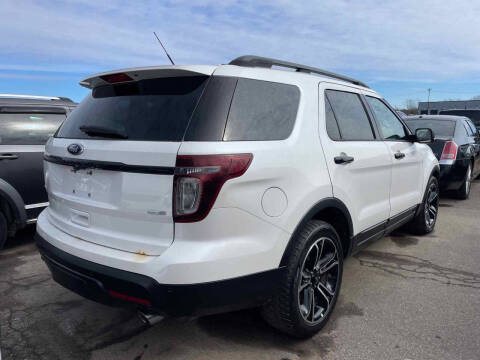 2014 Ford Explorer Sport