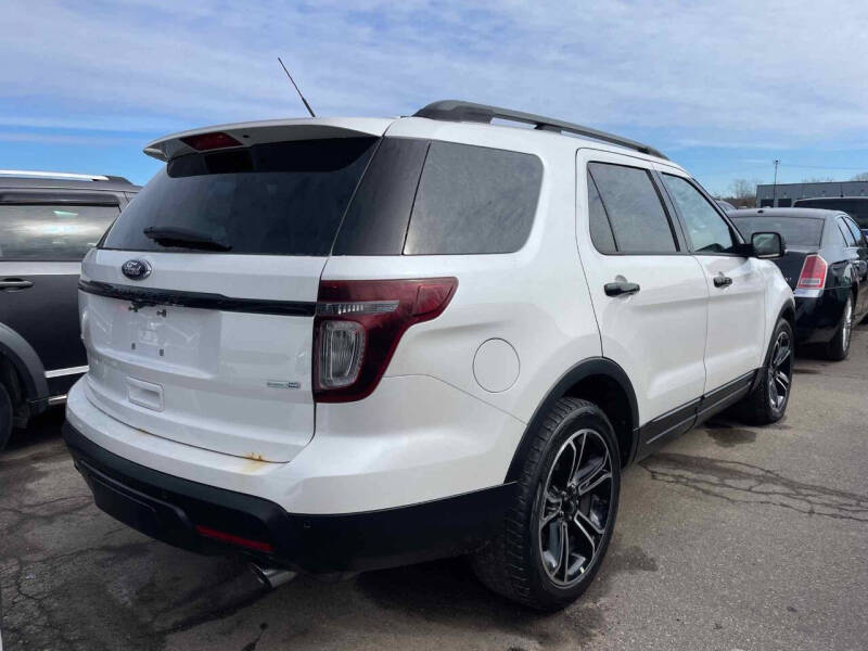 2014 Ford Explorer Sport