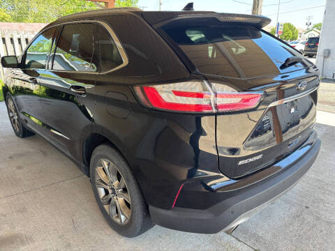 2019 Ford Edge Titanium