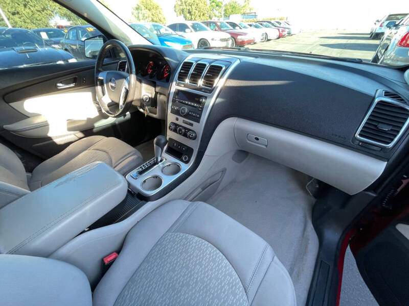 2012 GMC Acadia SL