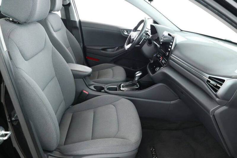 2021 Hyundai Ioniq Plug-in Hybrid SE