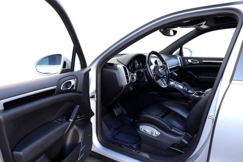 2018 Porsche Cayenne S