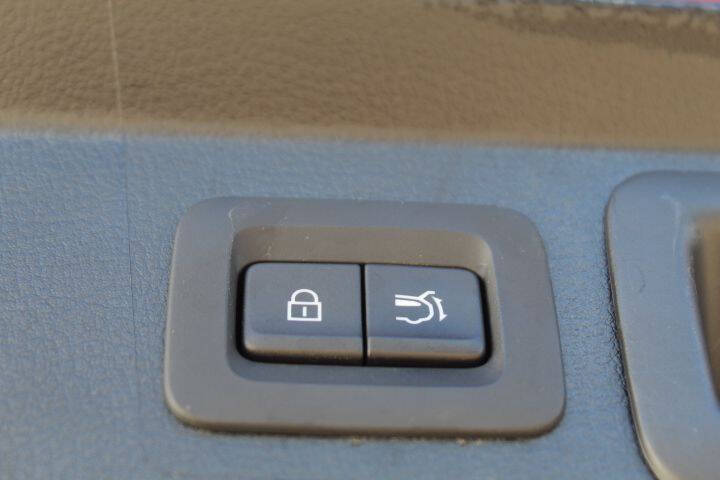 2024 Mazda CX-50 2.5 S Preferred