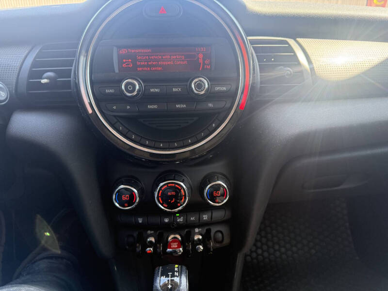 2015 MINI Hardtop 2 Door Cooper