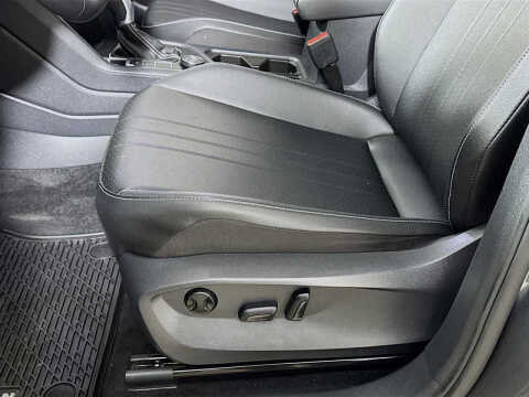 2023 Volkswagen Tiguan SE 4Motion