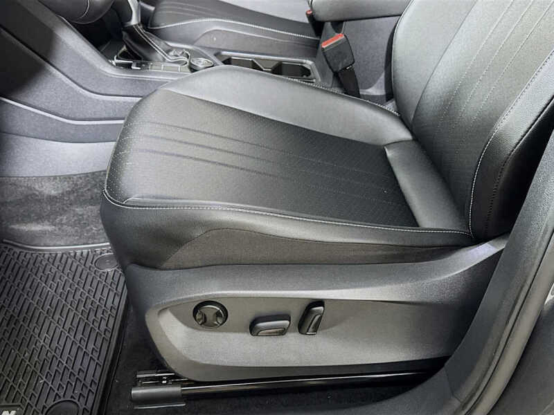 2023 Volkswagen Tiguan SE 4Motion