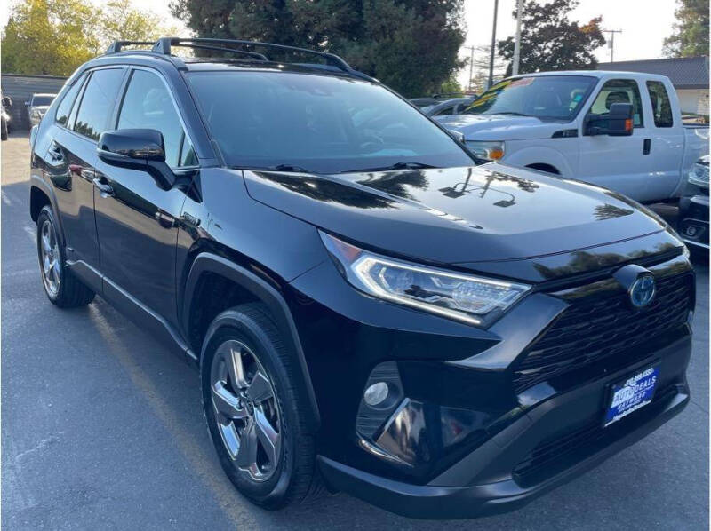 2021 Toyota RAV4 Hybrid XLE Premium