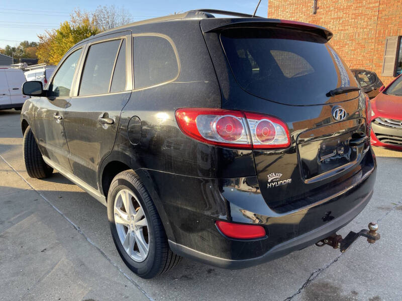 2011 Hyundai Santa Fe SE