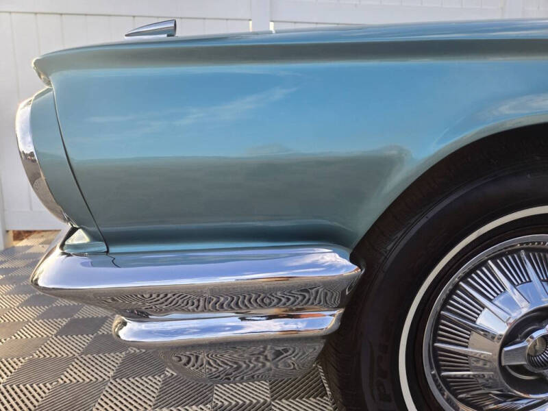 1964 Ford Thunderbird