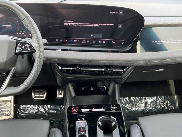 2025 Audi SQ6 e-tron quattro Prestige