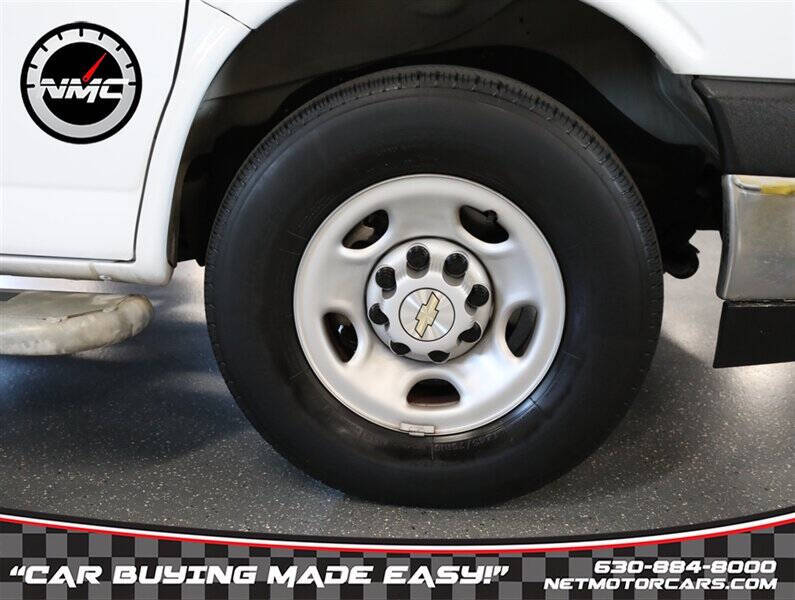 2022 Chevrolet Express 2500