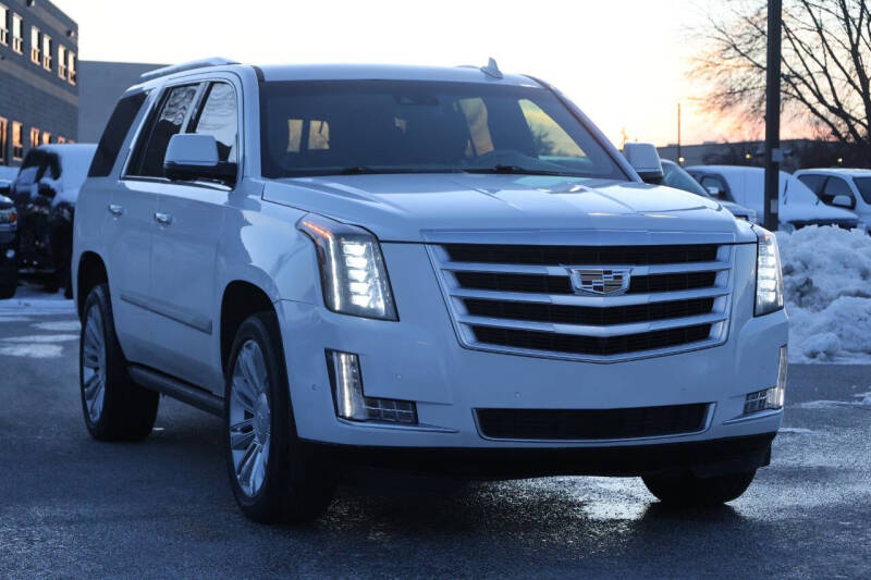 2019 Cadillac Escalade Platinum