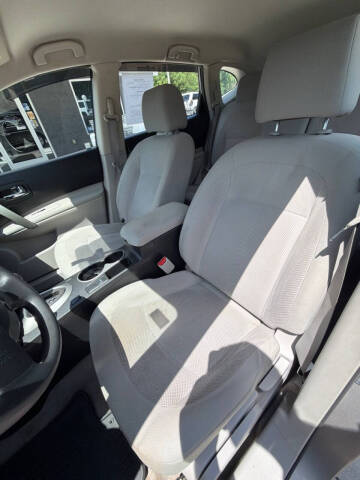 2015 Nissan Rogue Select S