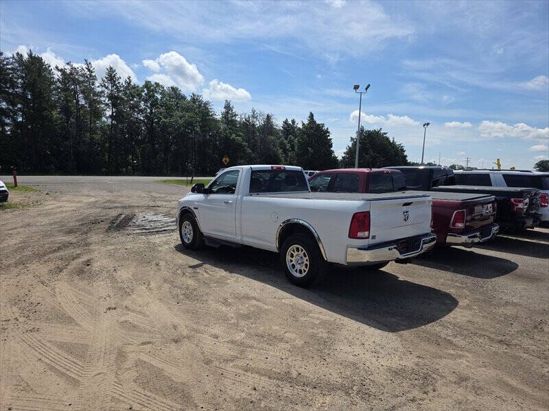 2016 RAM 1500 SLT