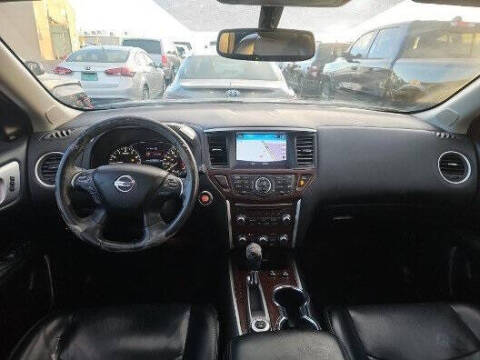 2018 Nissan Pathfinder Platinum