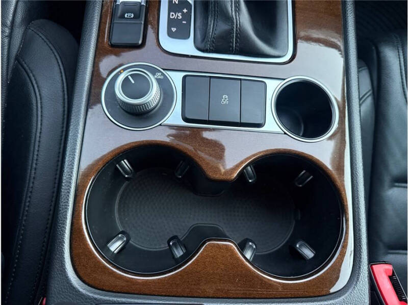 2015 Volkswagen Touareg TDI Lux