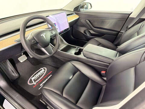 2019 Tesla Model 3 Standard Range Plus