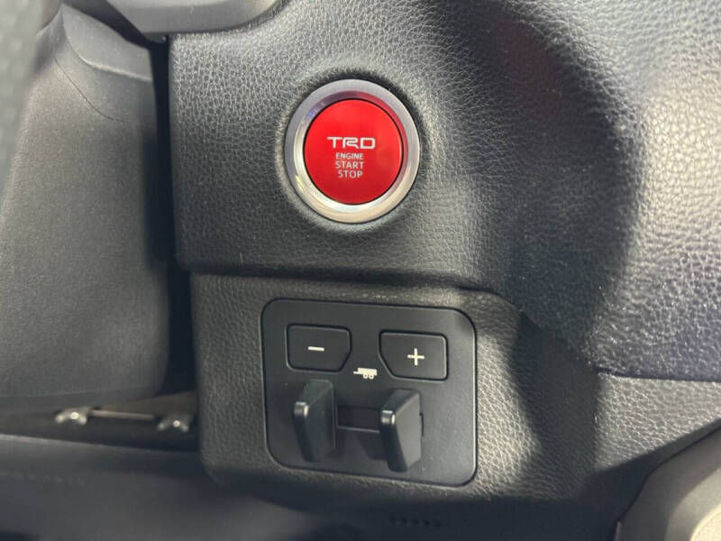 2022 Toyota Tundra SR5