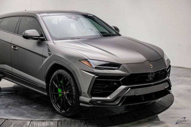 2022 Lamborghini Urus