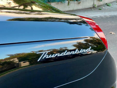 2002 Ford Thunderbird Deluxe