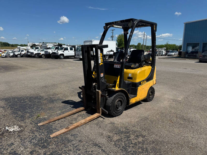 2019 Yale GLP030V