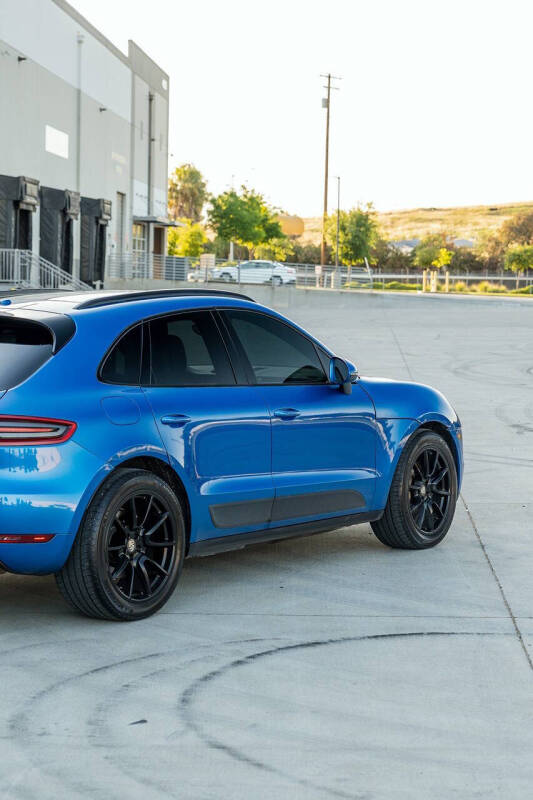 2016 Porsche Macan S