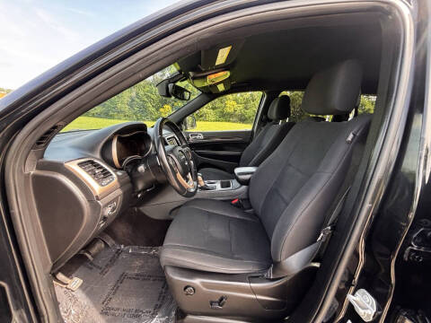2017 Jeep Grand Cherokee Laredo