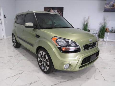 2013 Kia Soul for sale at Dealer One Auto Credit in Oklahoma City OK