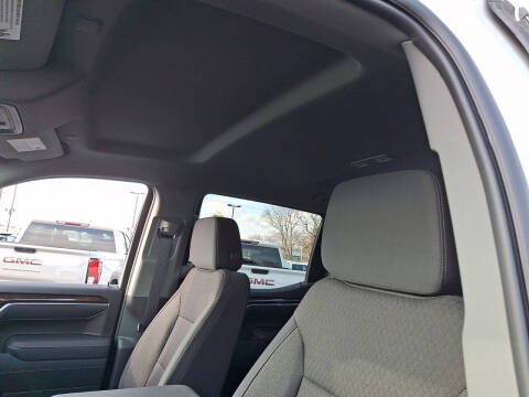 2026 GMC Sierra 1500 Elevation Standard