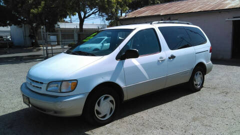 1999 Toyota Sienna for sale at Larry's Auto Sales Inc. in Fresno CA