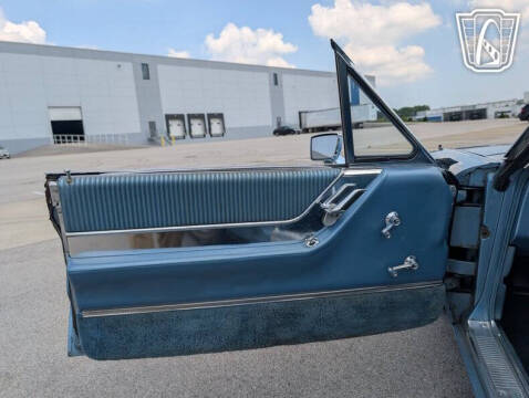 1964 Ford Thunderbird