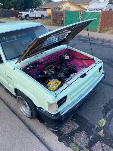1986 Mazda B2000