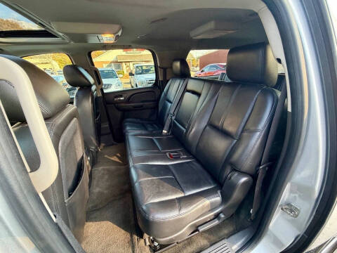 2012 Chevrolet Suburban LT