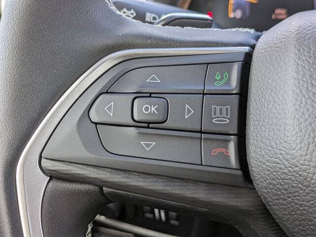 2025 Jeep Grand Cherokee Laredo X