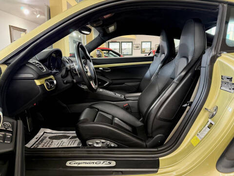 2015 Porsche Cayman GTS