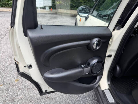 2015 MINI Hardtop 4 Door Cooper