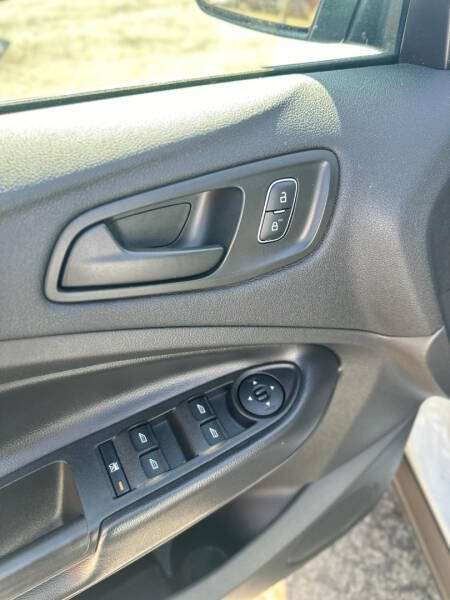 2019 Ford Escape S