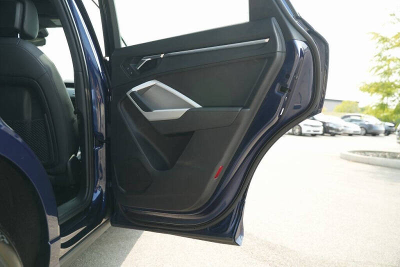 2021 Audi Q3 quattro S line Premium 45 TFSI