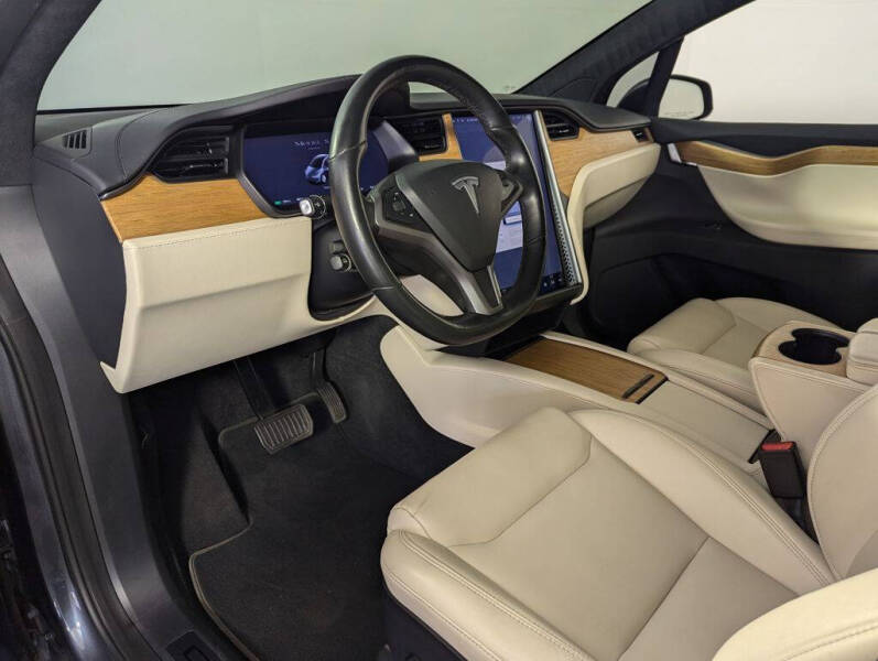2020 Tesla Model X Long Range